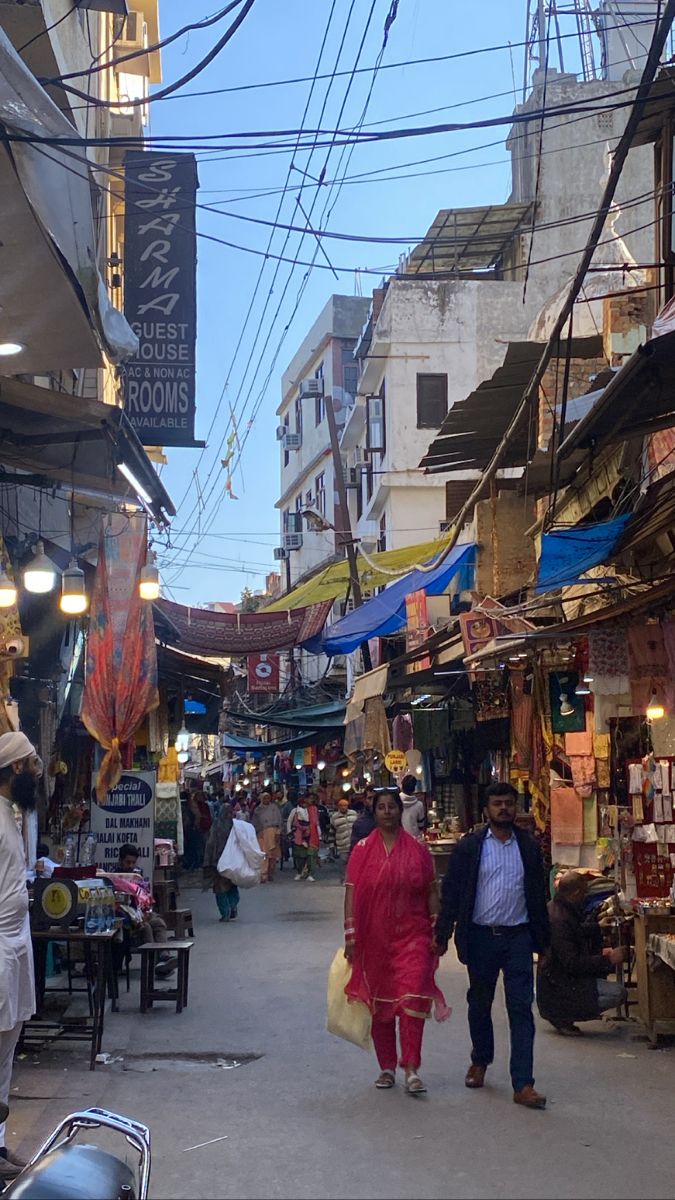 Dwarka Bazaar